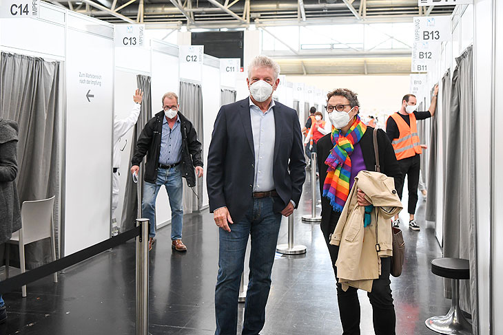 Oberbürgermeister Dieter Reiter und Gesundheitsreferentin Beatrix Zurek Foto: Gesundheitsreferat/Tobias Hase